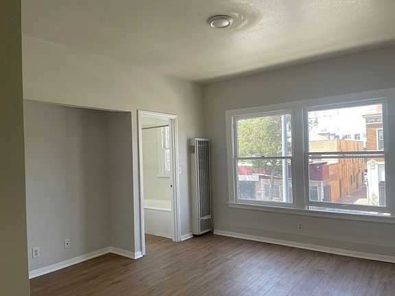 4th image of 1162 N Western Ave APT 6