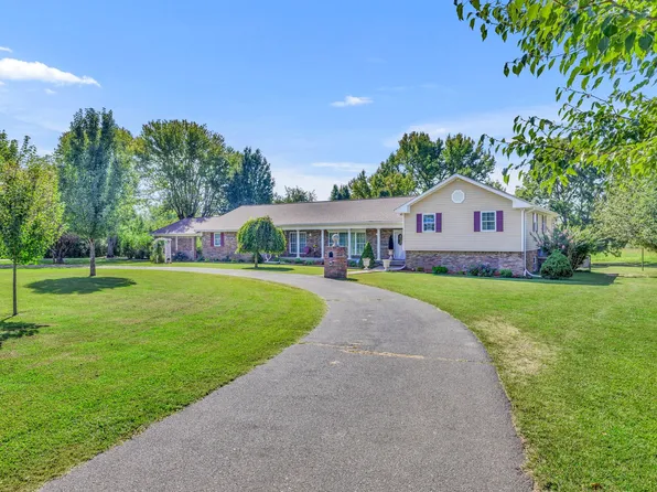 1022 Summertown Hwy, Hohenwald, TN 38462