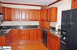 3rd image of 112 Kilkenney Ct