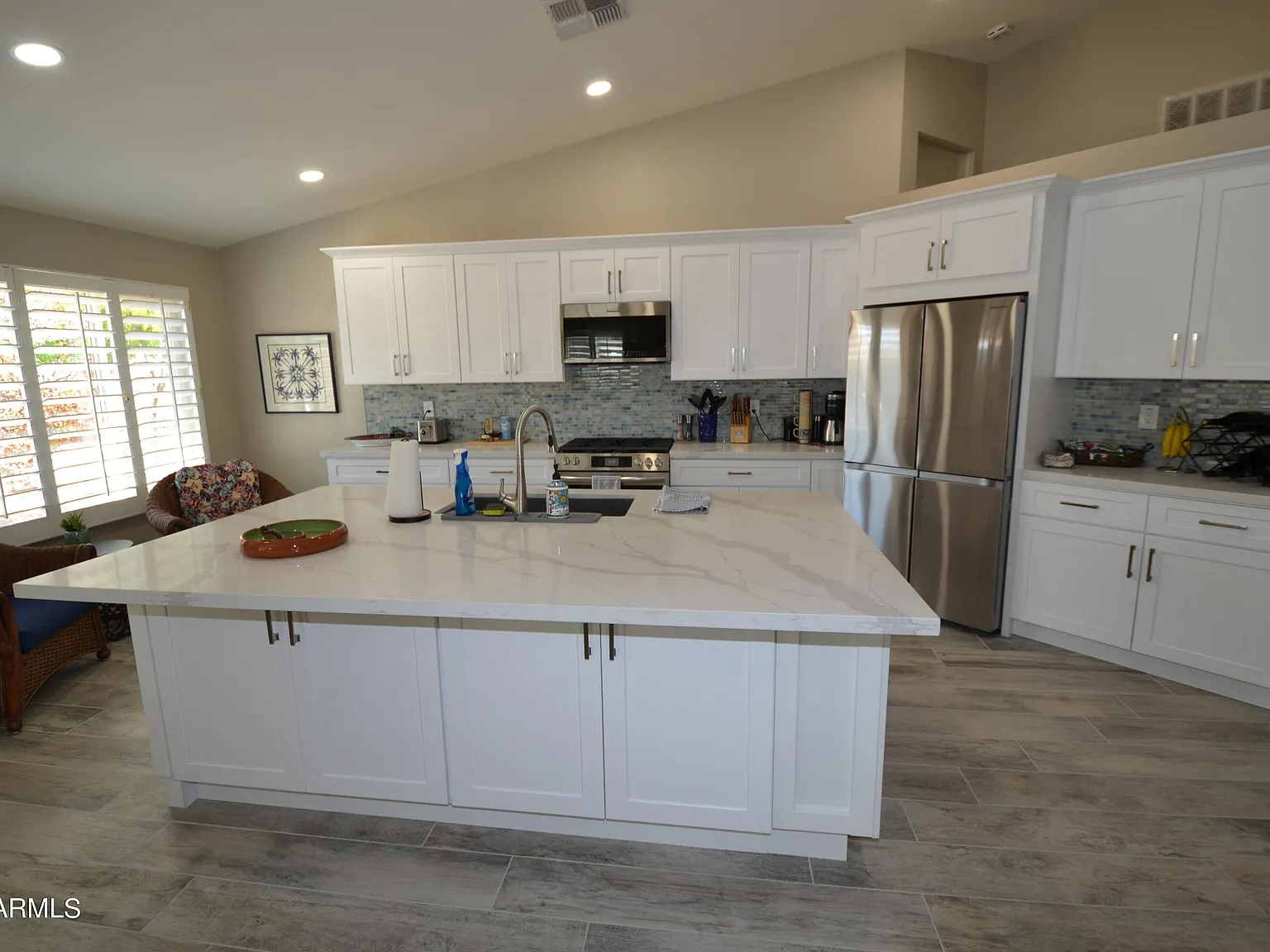 2 bed, 2.0 bath, 1574 sqft, $4,000 — Photo 4