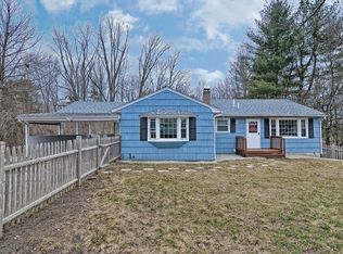 6 Gloria Rd, Salem, NH 03079