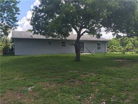 2nd image of 18978 Orange Grove Blvd