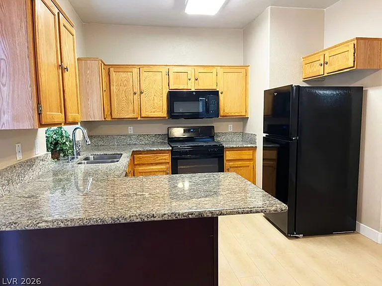 5243 Ladyhawk Way — Photo 12