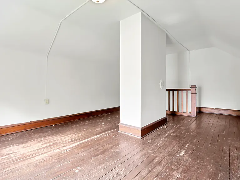 294 Wyandotte Ave — Photo 11