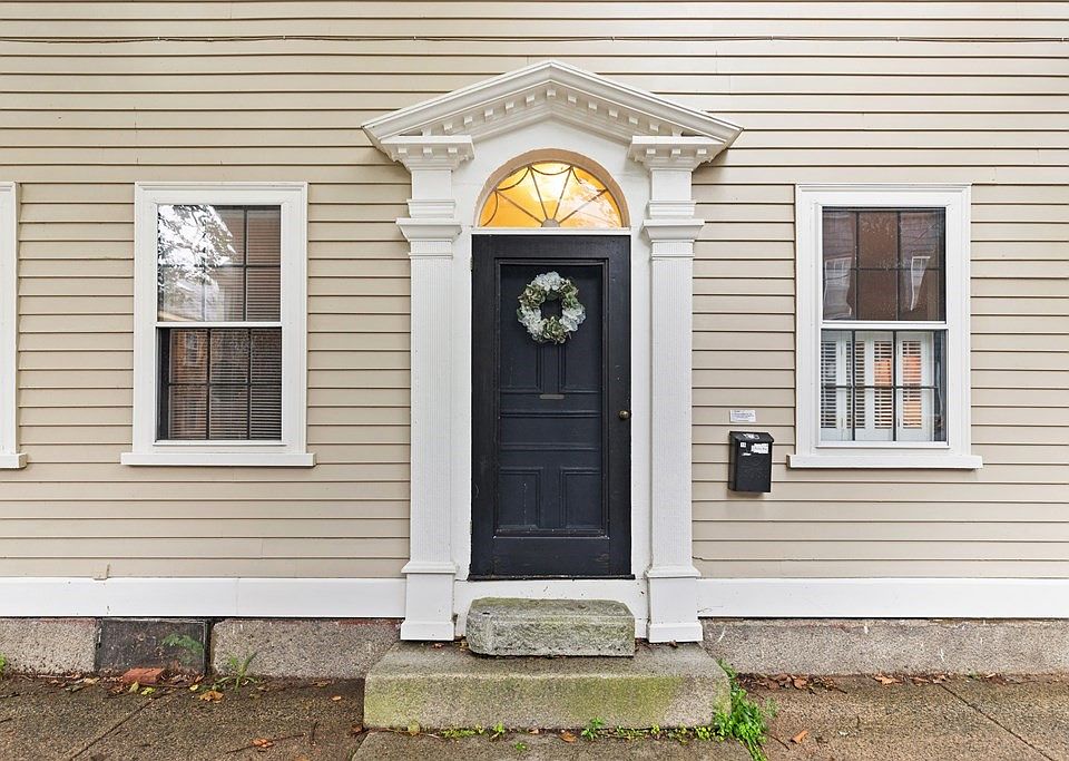 16 Andrew St Salem MA Zillow