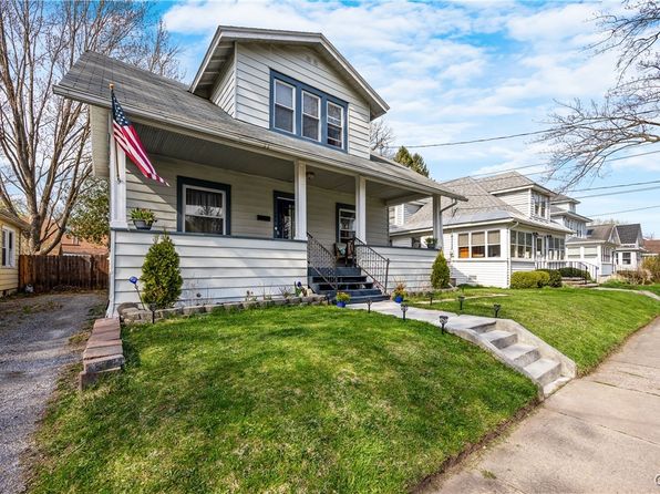 384 Cleveland Ave, Oneida, NY 13421