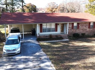 77 Graham Cir, Rock Spring, GA 30739