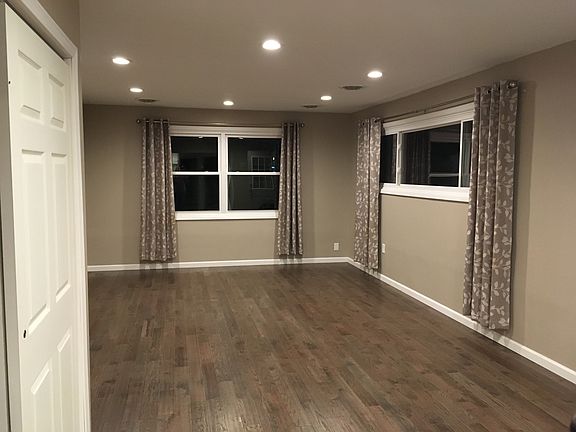 3rd image of 1042 Highland Ave