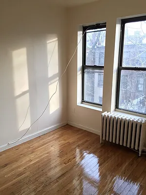 Rented by Landmine Realty LLC | media 9