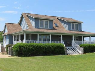 102 Indian Kettle Rd, Jarvisburg, NC 27947