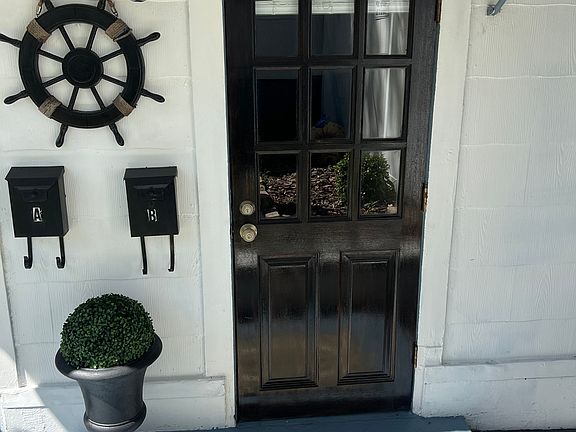 4th image of 903 W Frances Ave APT B