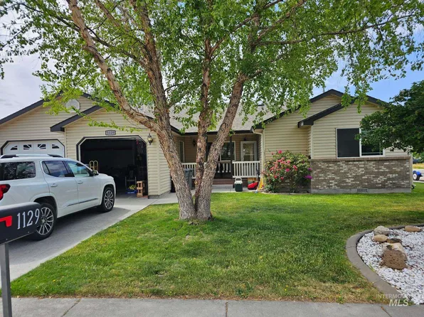 1129 NW Amanda Rae Ct, Mountain Home, ID 83647