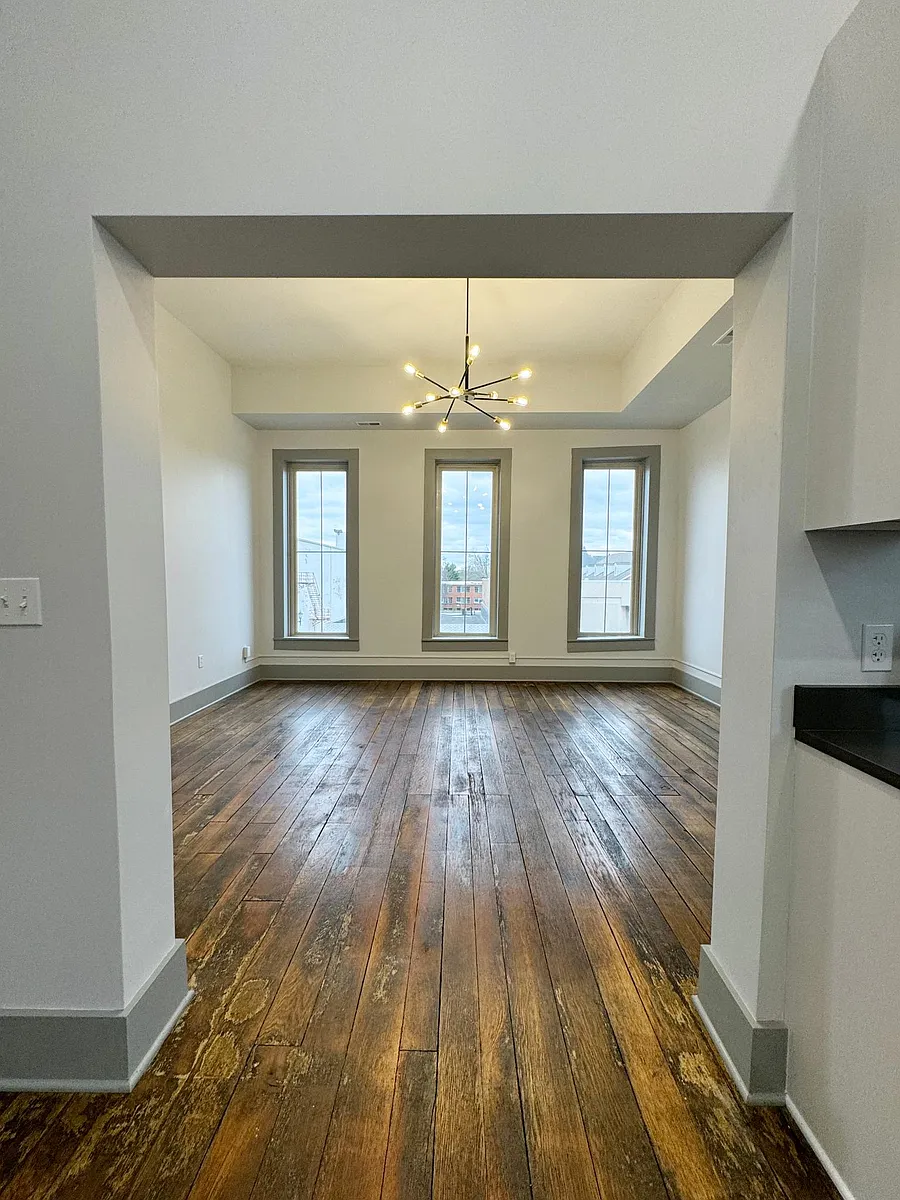 Building Photo - 424 Main St #3A
