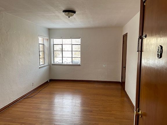 2nd image of 5048 Oleatha Ave #A
