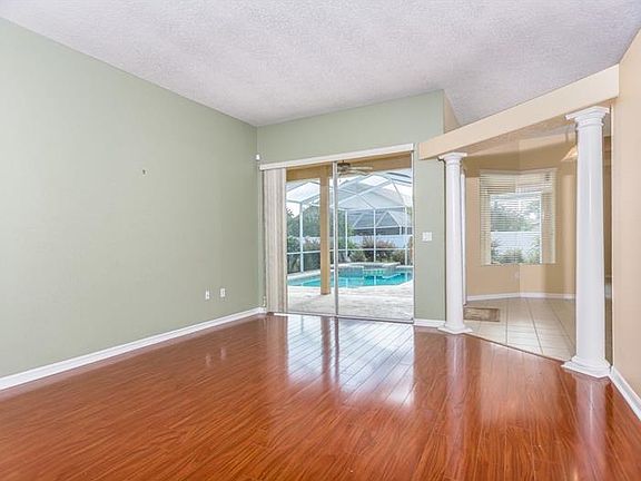 5th image of 18411 Eastwyck Dr