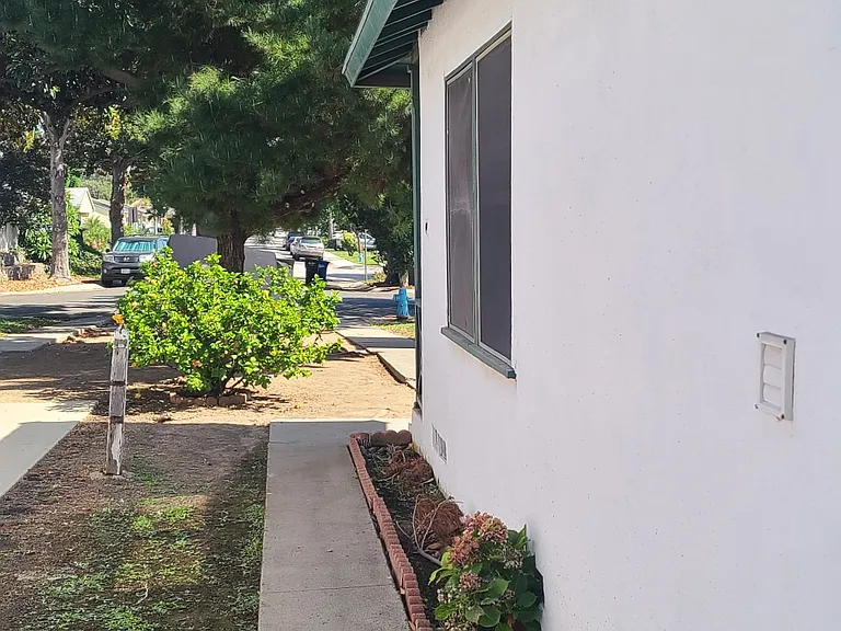 10418 El Rancho Dr — Photo 17