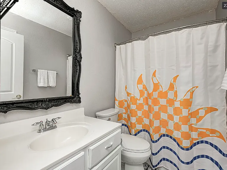 7129 Dublin Ln — Photo 9