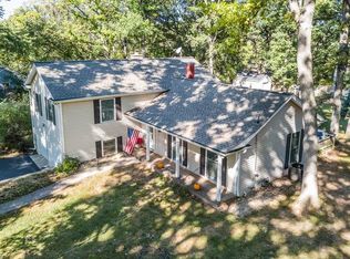 43W910 Nottingham Dr, Elburn, IL 60119