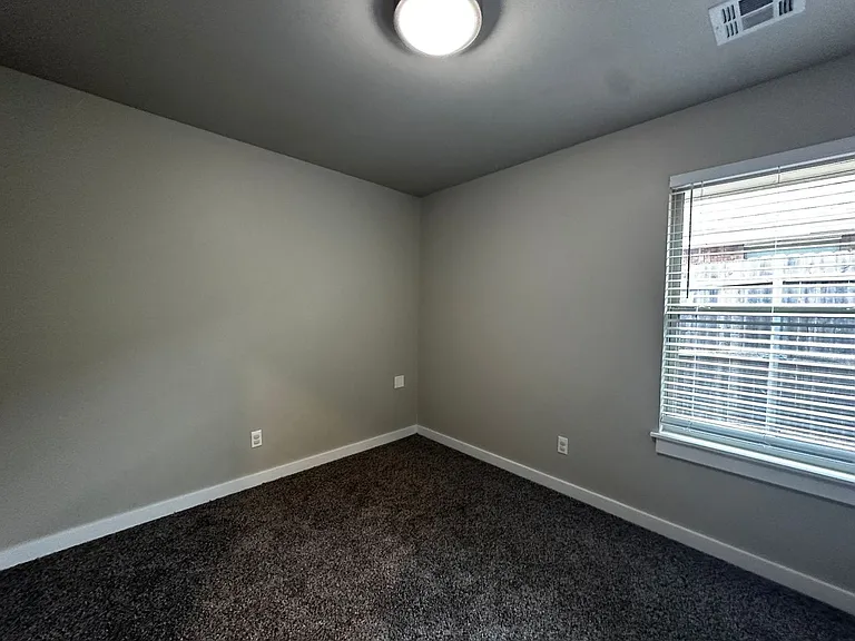 1419 Macalpine St — Photo 34