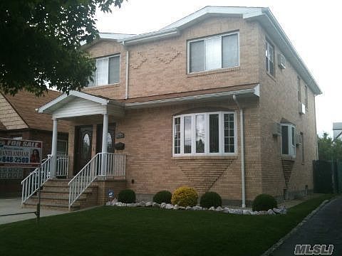 1st image of 14928 122nd St