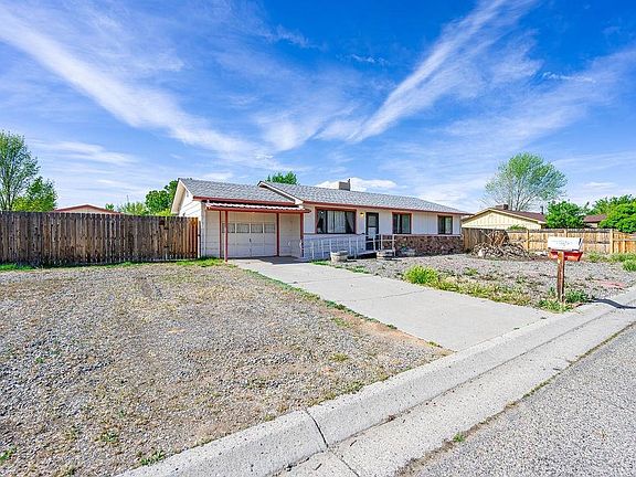 4th image of 2881 Caboose Ave