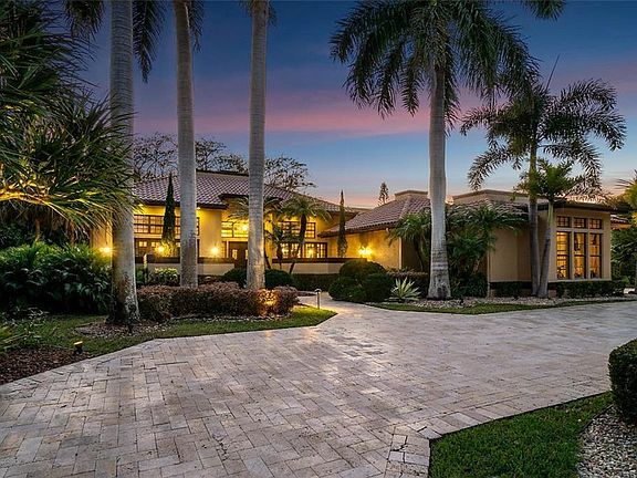 4th image of 6721 Yellowstone Ln