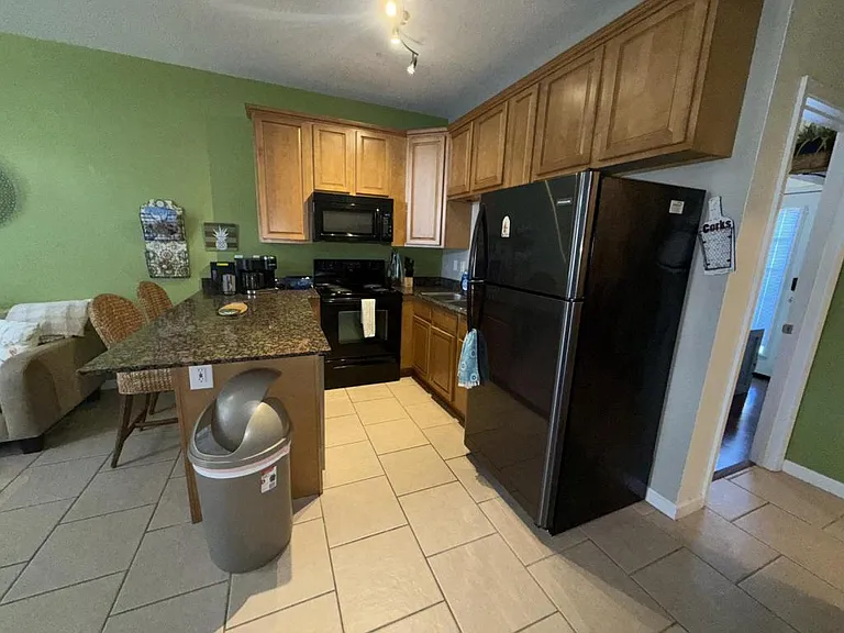 1131 Century Oaks Dr #C — Photo 5