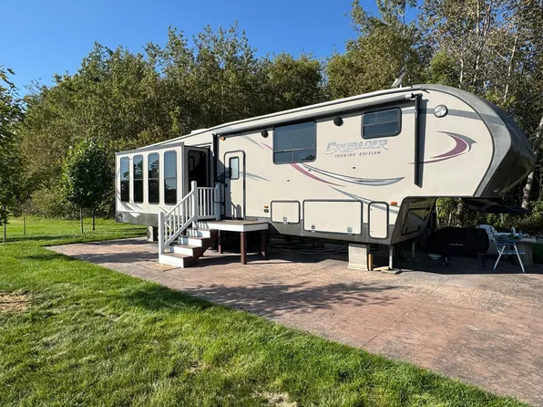 205 3rd St N, Mentor, MN 56736