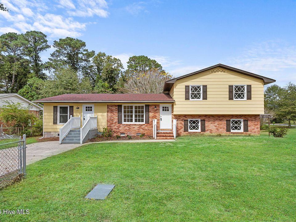 1st image of 406 Carole Drive