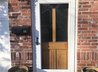 11 Admiral Kalbfus Rd, Newport, RI 02840