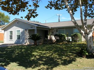 9619 Sugarloaf Dr, San Antonio, TX 78245