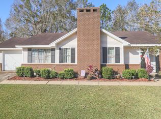 12411 Red Fox Dr, Gulfport, MS 39503