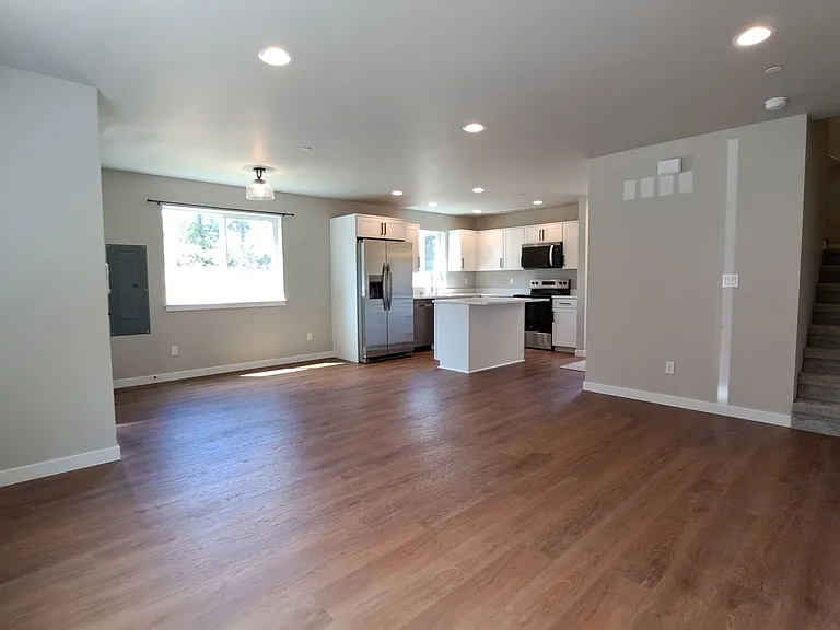 3111 E Camellia Way — Photo 9
