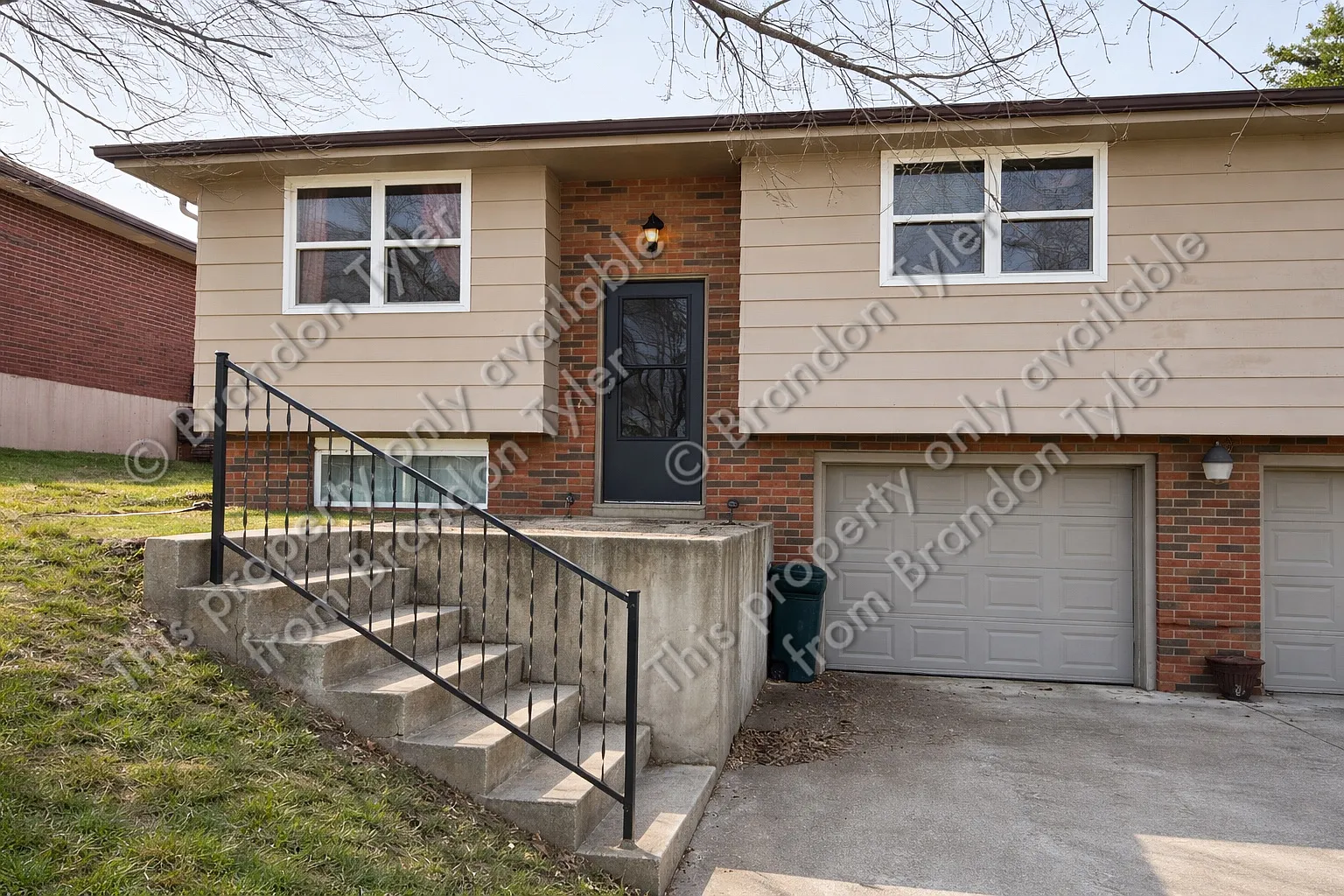 3 bed, $1,400 — Photo 1