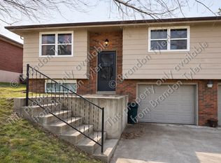 1614 Wayne Dr #1614, Saint Joseph, MO 64506