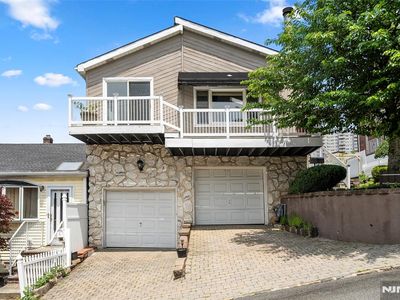 429 Elizabeth St, Fort Lee, NJ, 07024