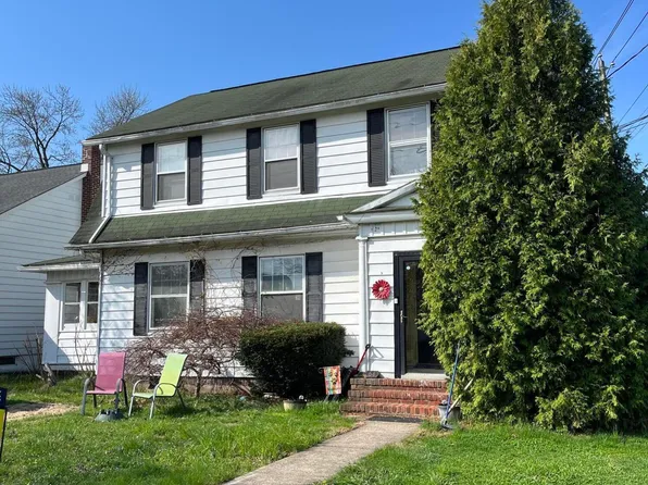64 Arlington Rd, Forty Fort, PA 18704