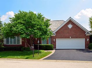14 Lochbrook Ln, Barrington, IL 60010