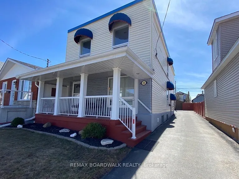 332 Shakespeare St #1 — Photo 2