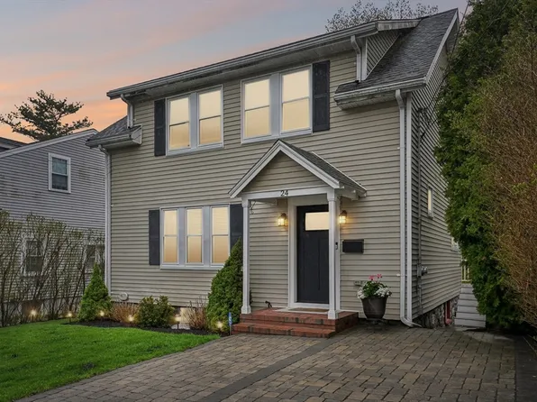 24 Fellsview Ave, Medford, MA 02155