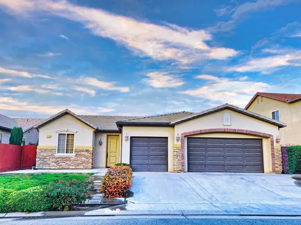 1214 E Via Verde Dr, Fresno, CA 93730