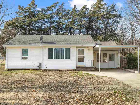 1916 Turner St, Ponca City, OK 74604