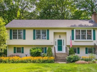 710 Goose Ln, Coventry, CT 06238