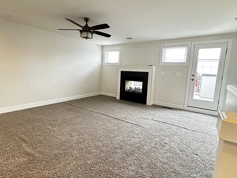 443 Nottoway Walk — Photo 20