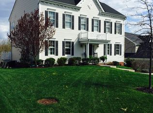 1027 Mayfair Dr, Canonsburg, PA 15317