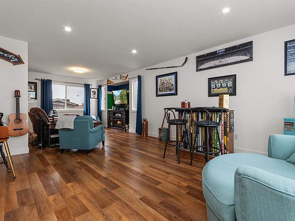 5th image of 45944 Thomas Rd