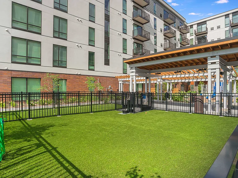 Indigo Apartments — Photo 19