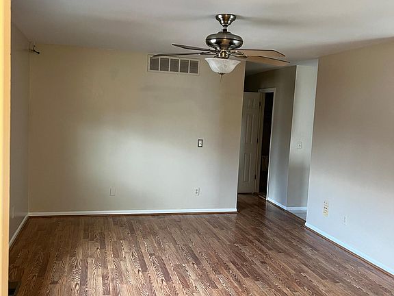 3rd image of 50180 N Horst Ct