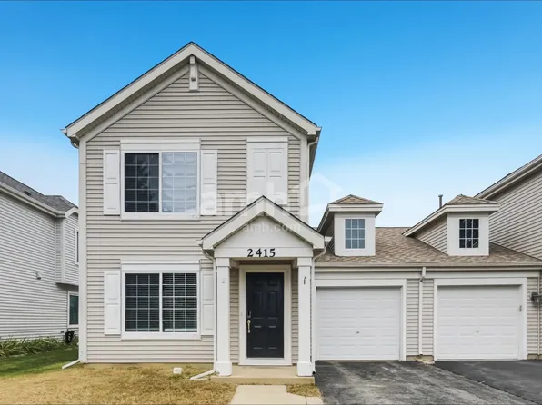2415 Roxbury Ln, Montgomery, IL 60538