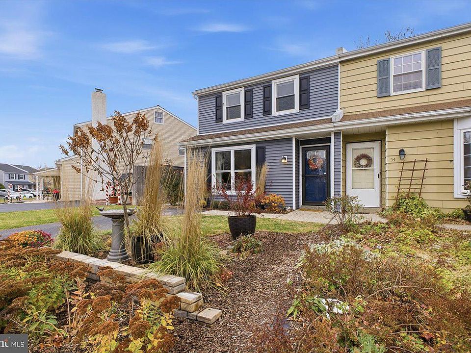 1st image of 56 Dewsbury Ln